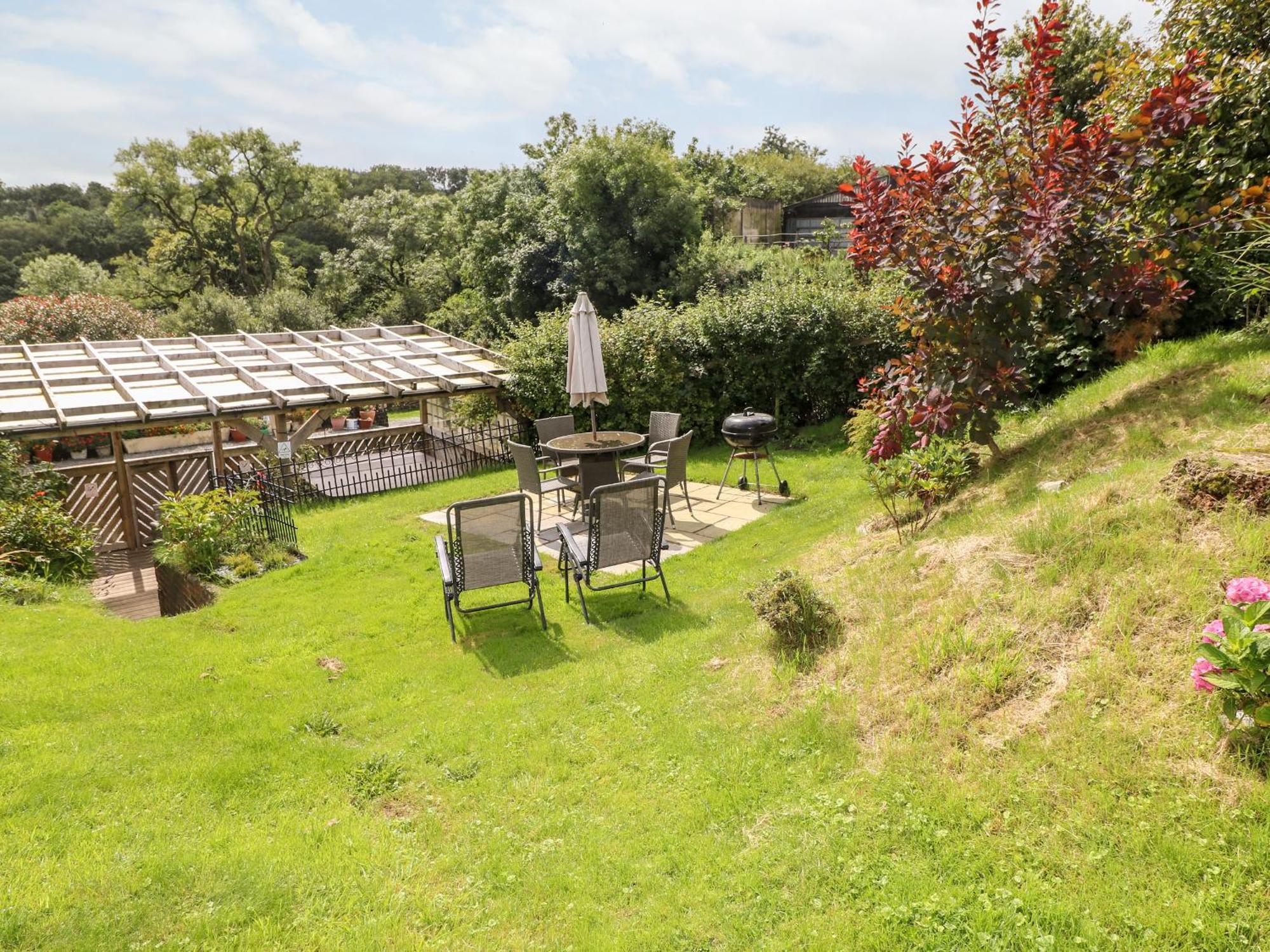 Ffynnonlwyd Cottage Llangynin Exteriér fotografie